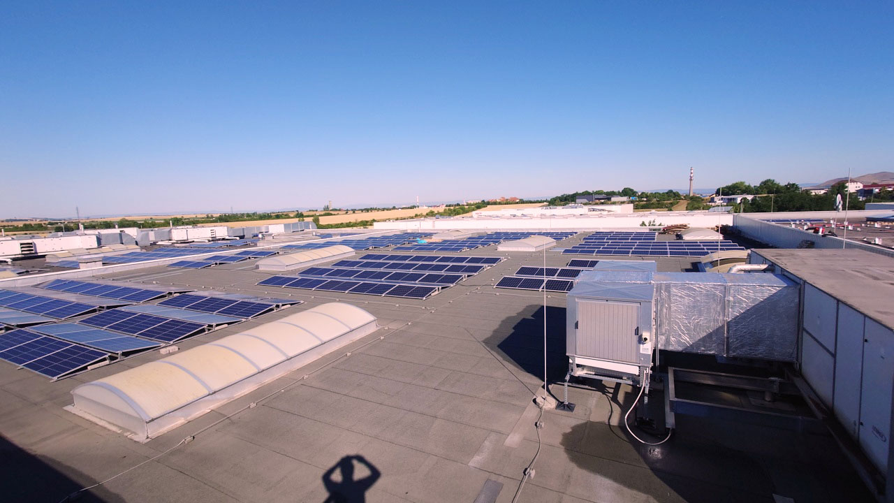 1500 solar modules were installed.